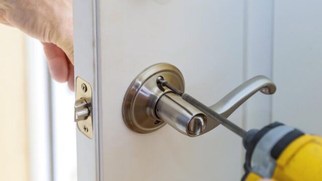JEAN'S LOCK AND KEY SERVICES Santa Clarita