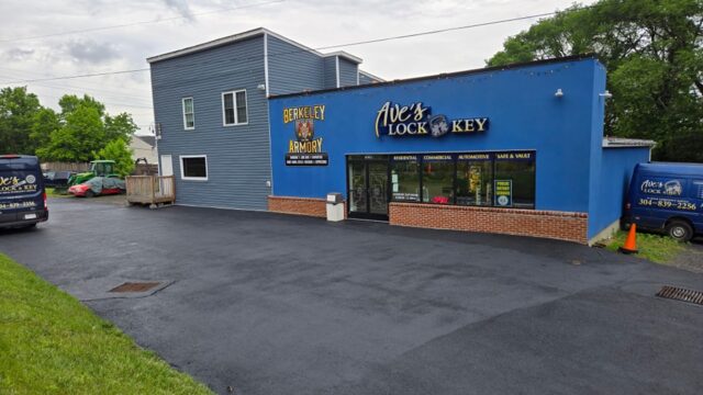 Ave's Lock and Key Hedgesville